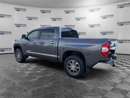 2015 Toyota Tundra SR5