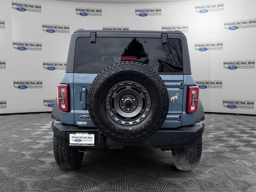 Azure Gray Metallic Tri-Coat 2025 Ford Bronco Outer Banks