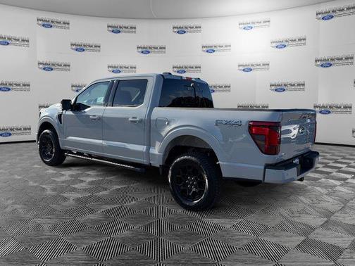 Avalanche 2026 Ford F-150 XLT