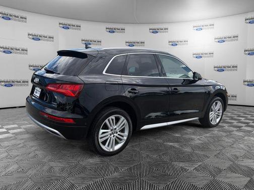 Brilliant Black 2020 Audi Q5 45 Premium Plus