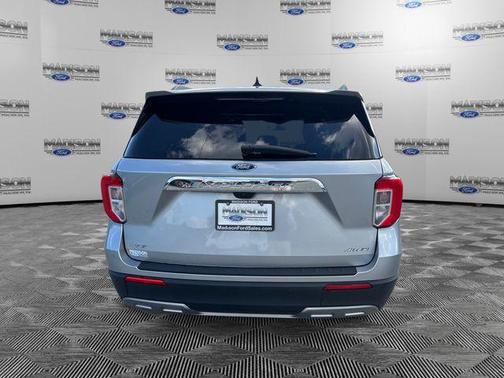 Silver Metallic 2023 Ford Explorer XLT