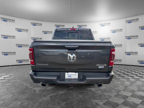 Granite Crystal Metallic Clearcoat 2019 RAM 1500 Big Horn