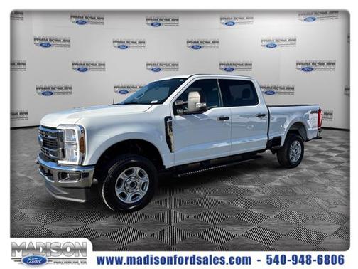 Oxford White 2025 Ford F-250 XLT Truck