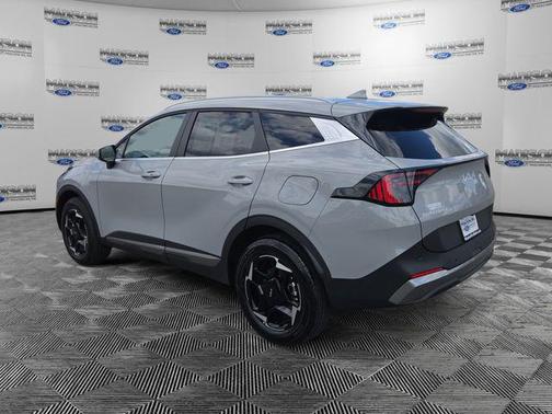 Wolf Gray 2026 Kia Sportage Hybrid EX