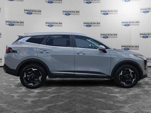 Wolf Gray 2026 Kia Sportage Hybrid EX