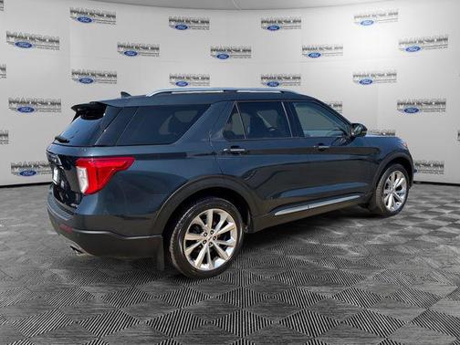 Blue Metallic 2023 Ford Explorer Platinum
