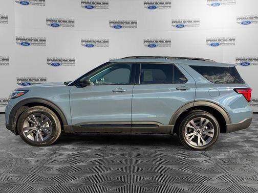 Vapor Blue Metallic 2026 Ford Explorer Active