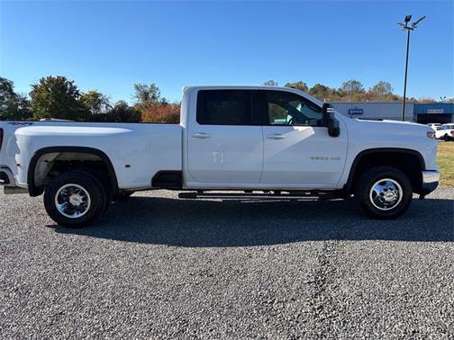 2024 Chevrolet Silverado 3500 LT