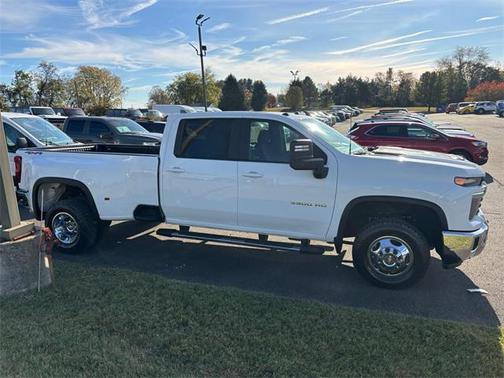 2024 Chevrolet Silverado 3500 LT
