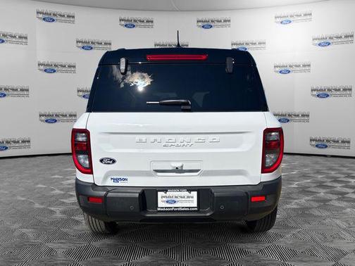 Oxford White 2026 Ford Bronco Sport Outer Banks