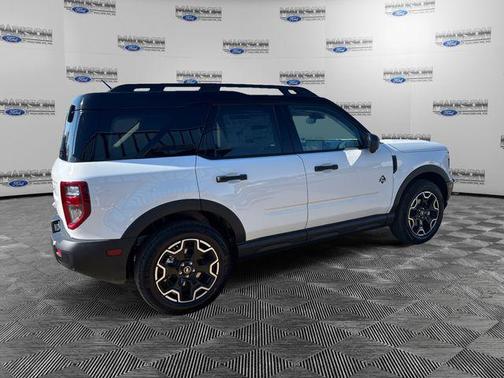 Oxford White 2026 Ford Bronco Sport Outer Banks