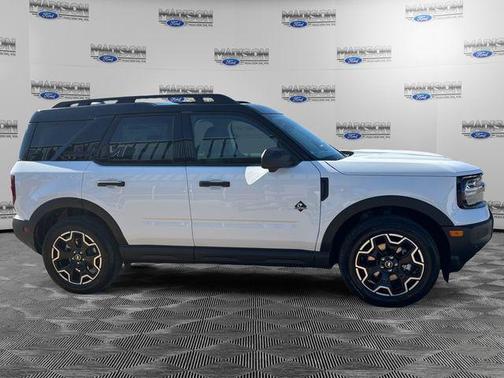 Oxford White 2026 Ford Bronco Sport Outer Banks