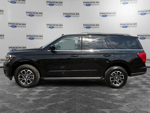 Black Metallic 2024 Ford Expedition XLT