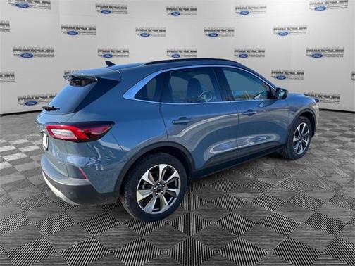 2023 Ford Escape Platinum
