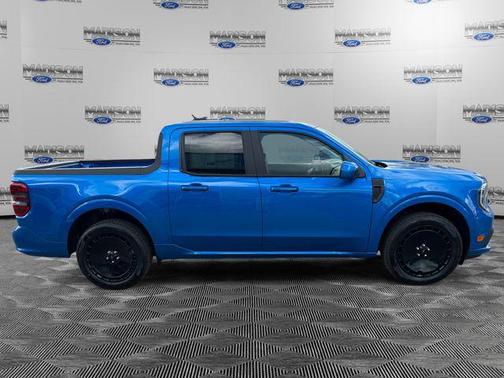 Velocity Blue 2025 Ford Maverick Lobo Standard