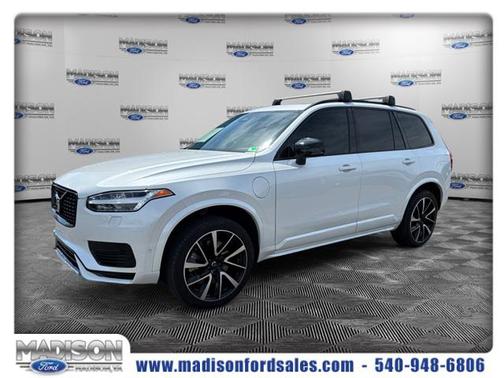 2023 Volvo XC90 Recharge Plug-In Hybrid T8 Plus Dark Theme 7 Passenger