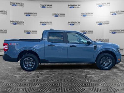Azure Gray Metallic Tri-Coat 2026 Ford Maverick XLT