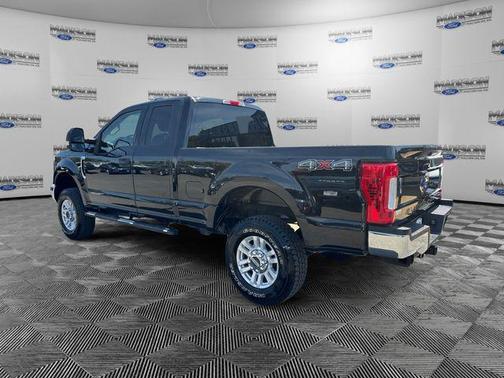 Shadow Black 2018 Ford F-250 XLT