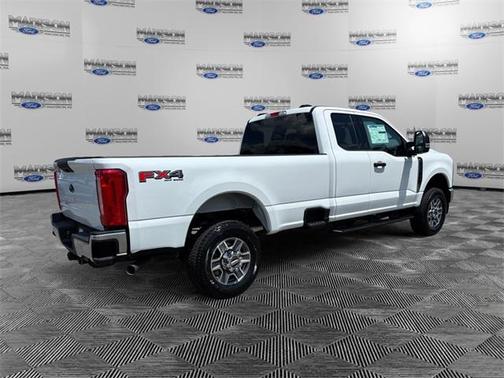 2025 Ford F-350 XLT