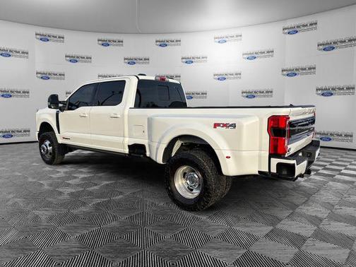 2025 Ford F-350 Platinum