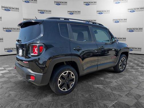 2017 Jeep Renegade Trailhawk
