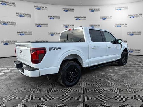 Oxford White 2025 Ford F-150 XLT