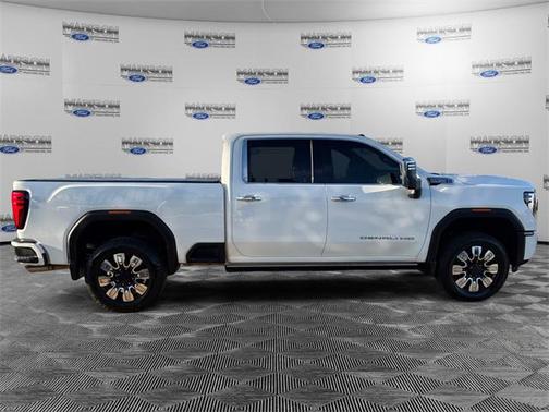 2024 GMC Sierra 2500 Denali