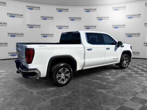 Summit White 2026 GMC Sierra 1500 SLT