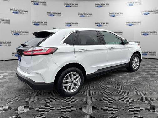 Oxford White 2024 Ford Edge SEL