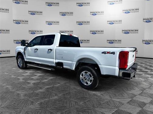 2026 Ford F-350 XLT