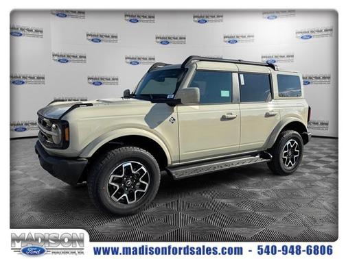 Desert Sand 2025 Ford Bronco Outer Banks SUV