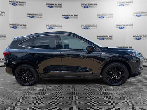 2025 Ford Escape ST-Line Elite
