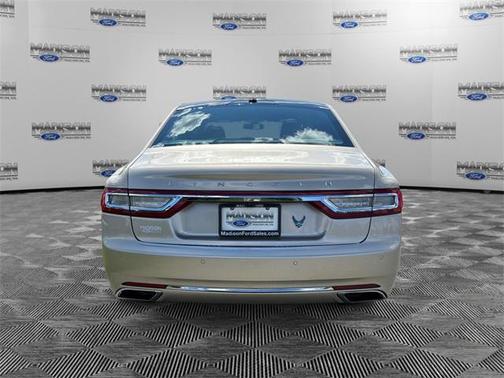 2017 Lincoln Continental Reserve
