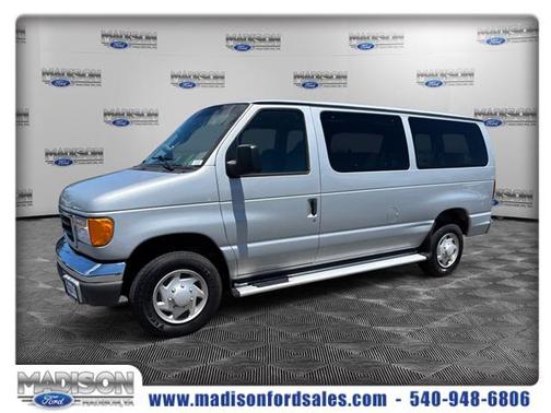 2006 Ford E350 Super Duty XL Wagon