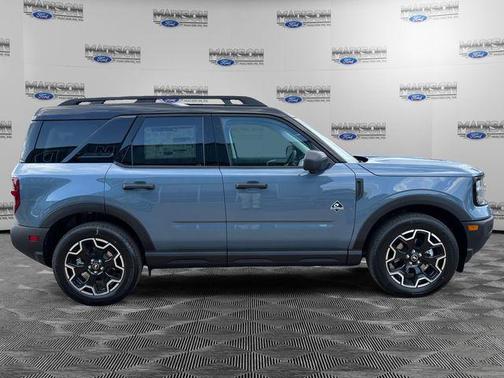 Azure Gray Metallic Tri-Coat 2026 Ford Bronco Sport Outer Banks