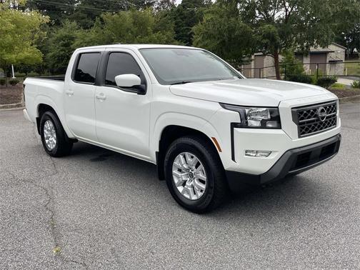 2024 Nissan Frontier SV