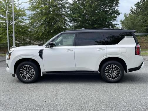 2025 Nissan Armada Platinum 2WD