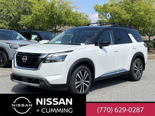 2025 Nissan Pathfinder Platinum FWD