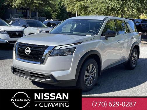 2025 Nissan Pathfinder S FWD