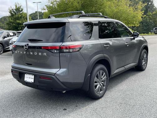 2025 Nissan Pathfinder SV FWD