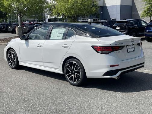 2025 Nissan Sentra SR