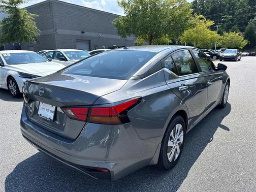 2025 Nissan Altima S FWD