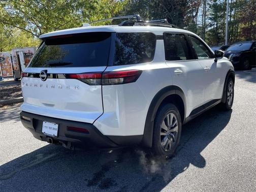 2025 Nissan Pathfinder SV FWD