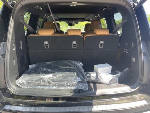2025 Nissan Armada Platinum Reserve 2WD