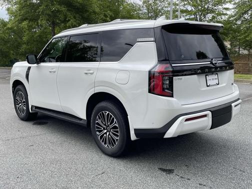 2025 Nissan Armada SL 4WD