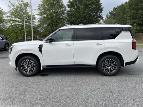 2025 Nissan Armada SL 4WD
