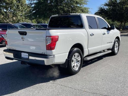 2018 Nissan Titan SV