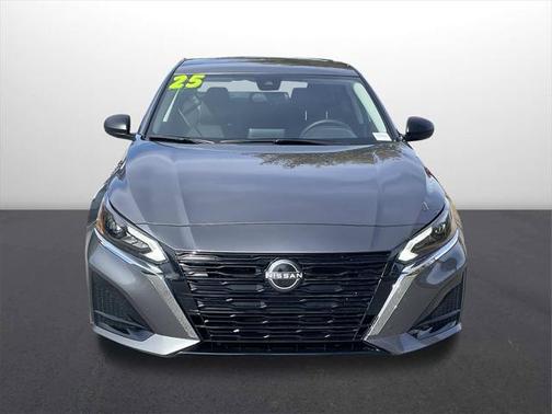 2025 Nissan Altima S FWD