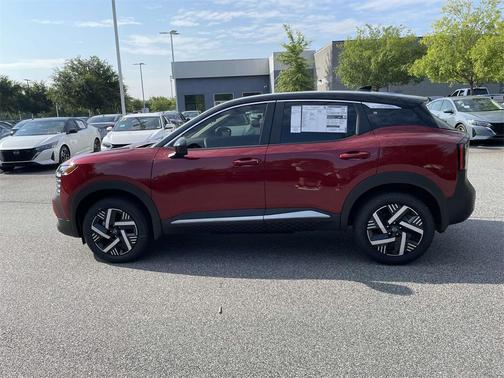 2025 Nissan Kicks SV