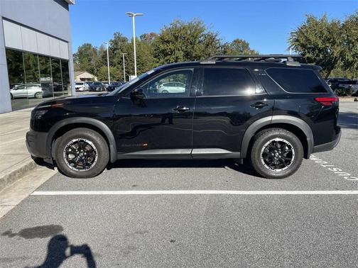 2023 Nissan Pathfinder Rock Creek 4WD